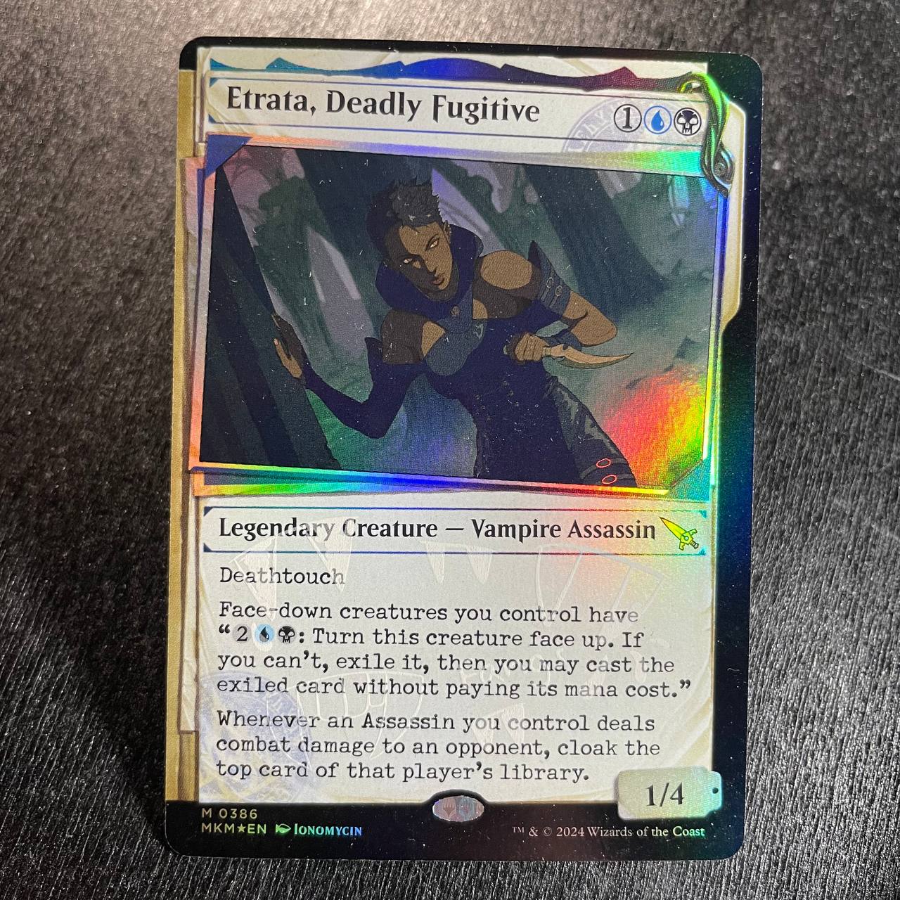 Etrata, Deadly Fugitive (FOIL) showcase